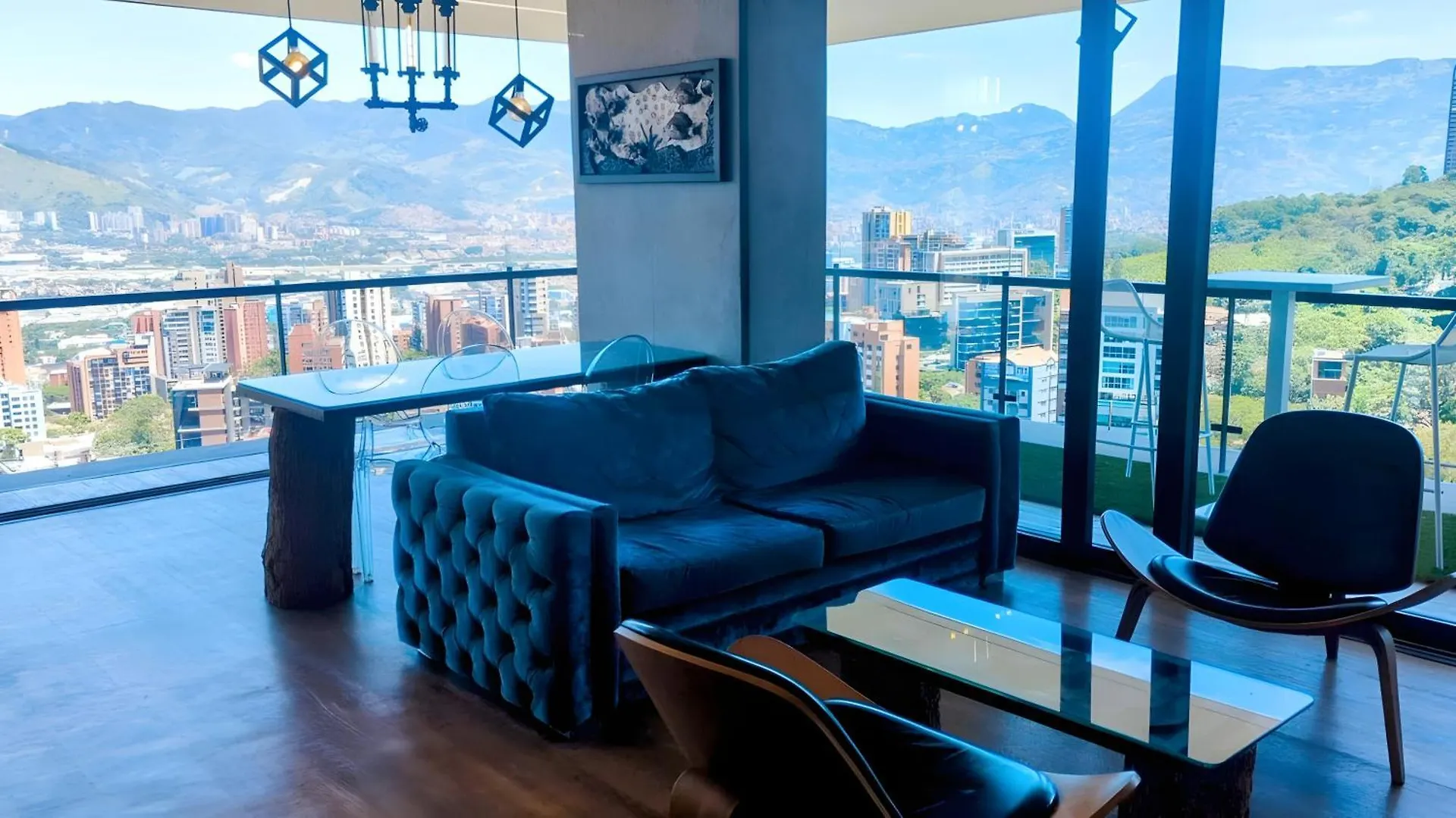 Apartamento De Lujo Con Vista Panoramica En Medellín Appartamento