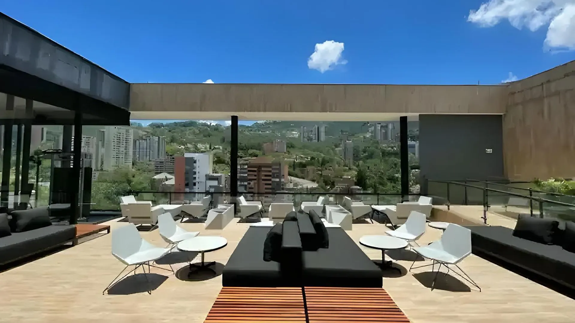 Apartamento De Lujo Con Vista Panoramica En מדיין קולומביה